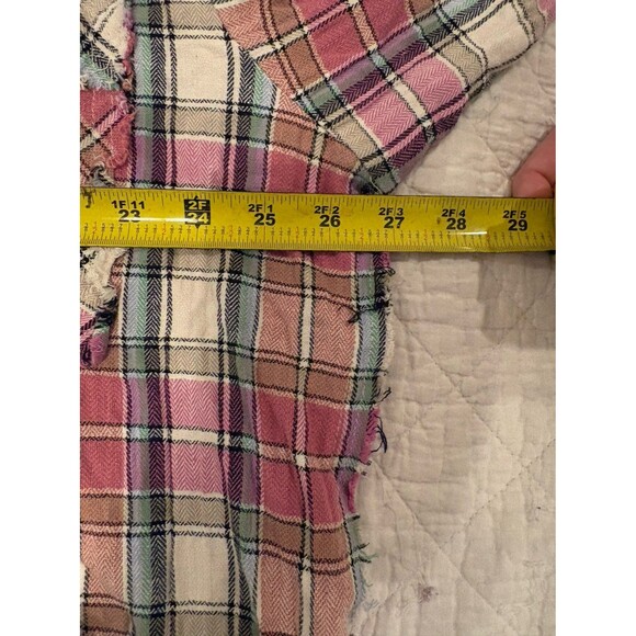 New Easel Plaid Oversized Top - Picture 7 of 8